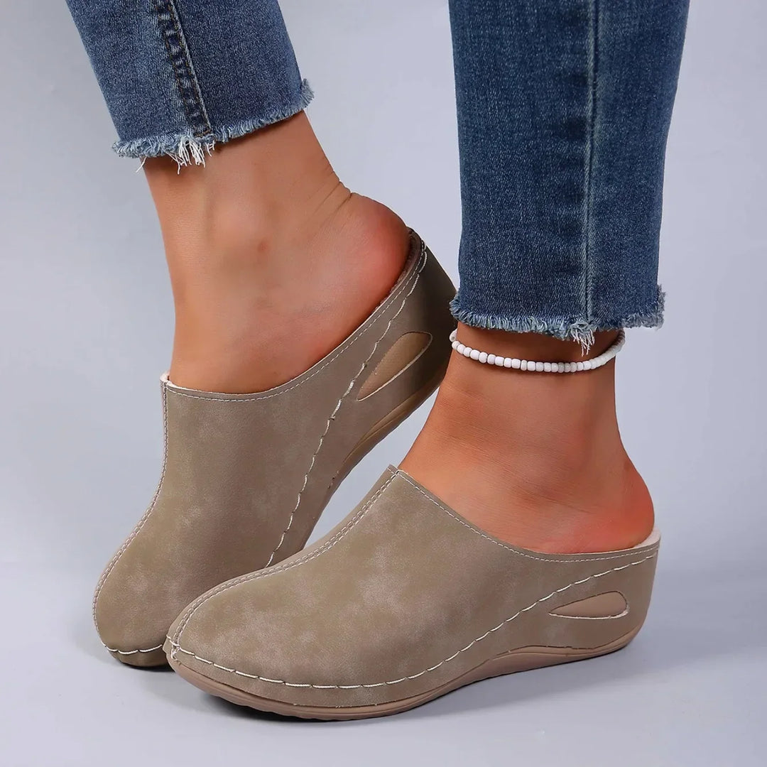 Elise™ | Warm orthopedic slippers for daily comfort